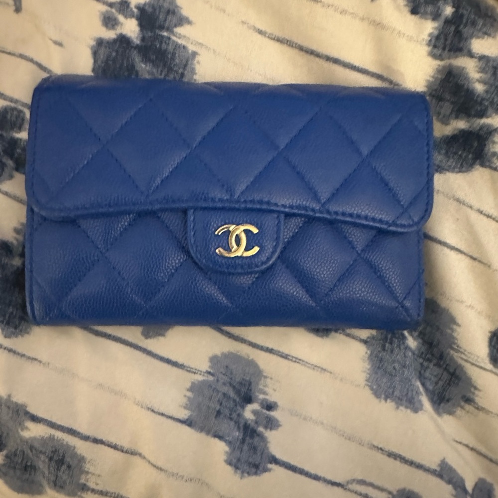 Chanel wallet